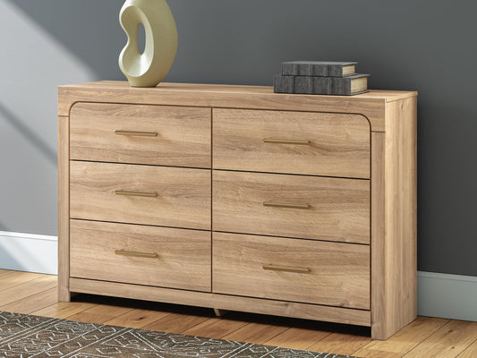 Kinlanni Six Drawer Dresser