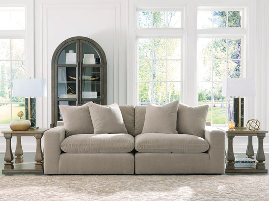 Maxton Heights 2-Piece Sectional Sofa