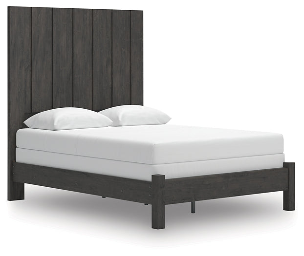 Fraluna Queen Panel Bed, Dresser, Mirror and Nightstand